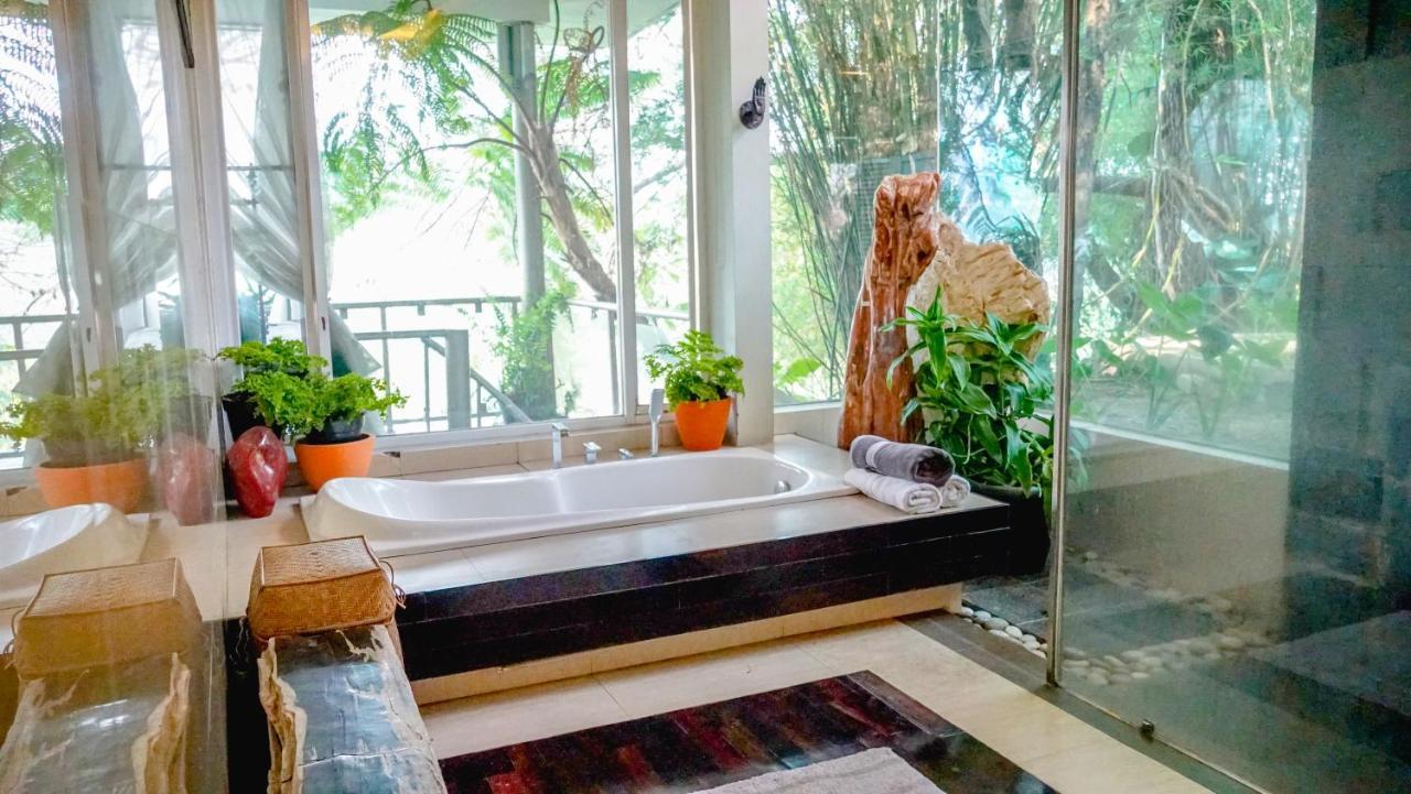 Ruth'S Bed & Breakfast Lembang Dış mekan fotoğraf